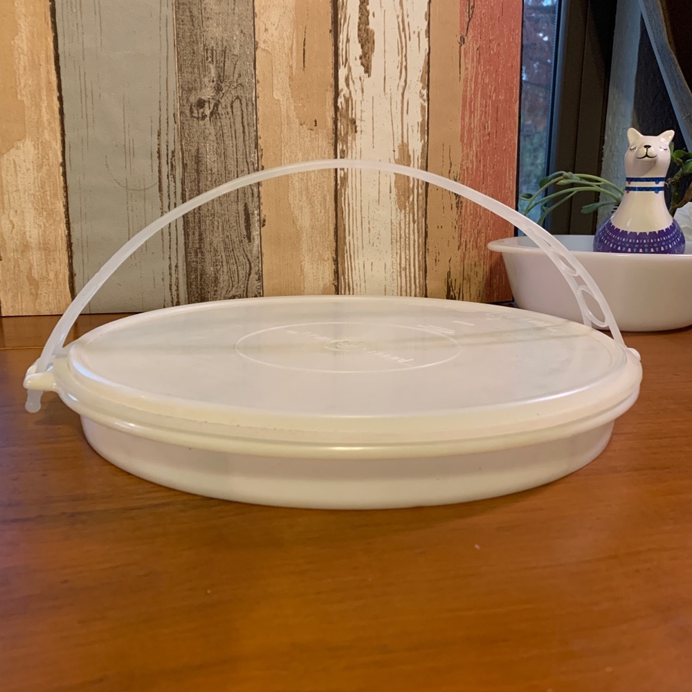 Tupperware Lazy Susan Party Divider Platter Tray With Lid